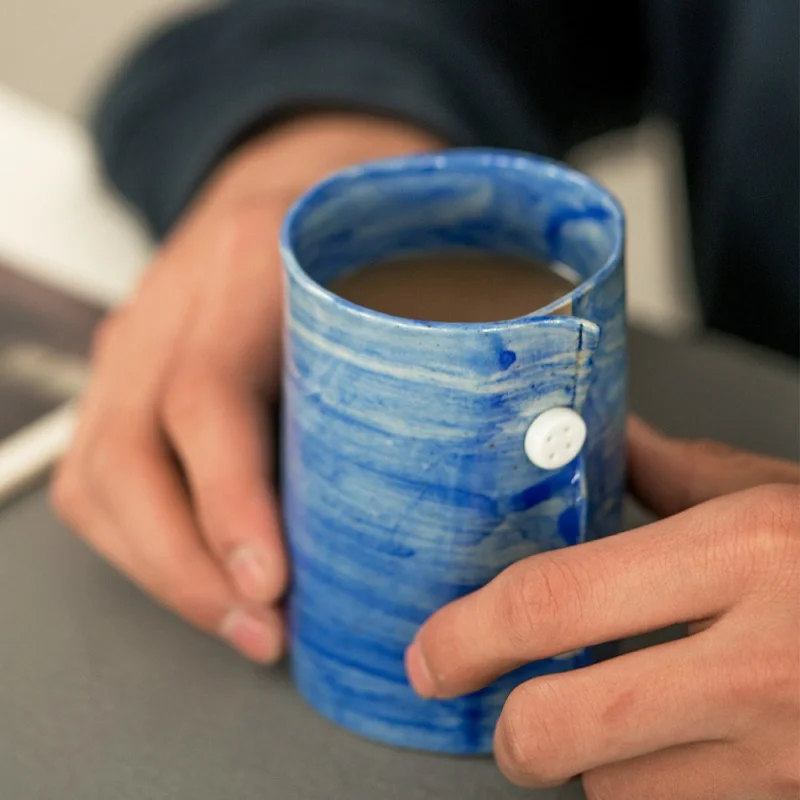 ★Jingdezhen Classic Cup Mugs for Men and Women Nordic Creative Ear-Hanging Ceramic Cup Couple Coffee Mug Denim Color
