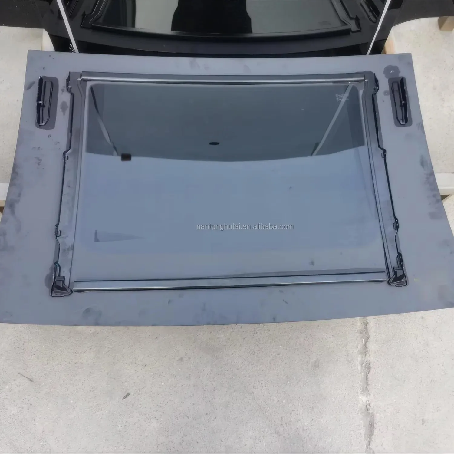 High Quality Custom Car Sunroof Universal Glass Sunroof Auto Parts Glass For  I30 Sunroof