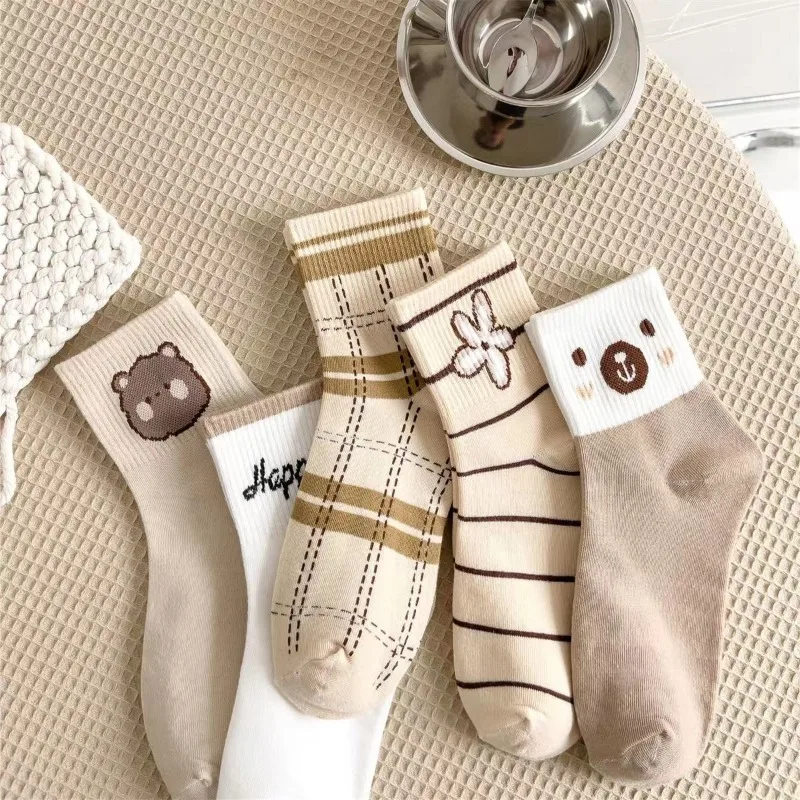 

5 Pairs Fashion Women's Spring Autumn Mid-Calf Socks Kawaii Coffee Brown Bear Design Casual Grip Socks Adult Warm Socks Hosiery