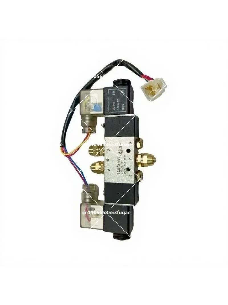 24V Door Pump Solenoid Valve with Wire TG2522-08W for Bus School