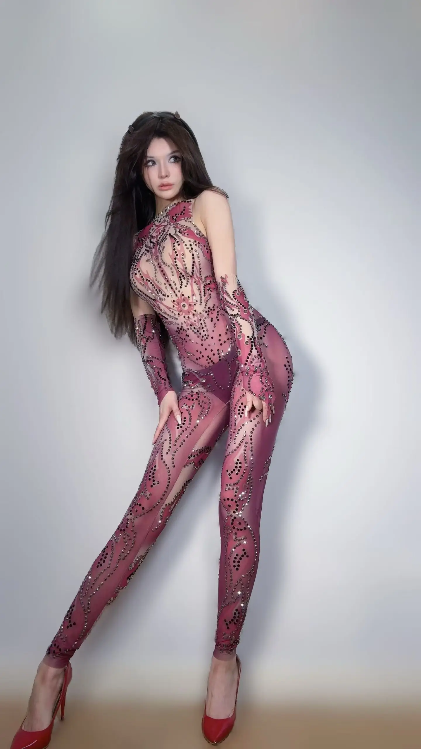 Xiaoemo 2025 بذلة نسائية مثيرة بمنظور شبكي أحمر نمط سراويل ضيقة ملهى ليلي نادي راقصة أداء فستان الحفلات #1