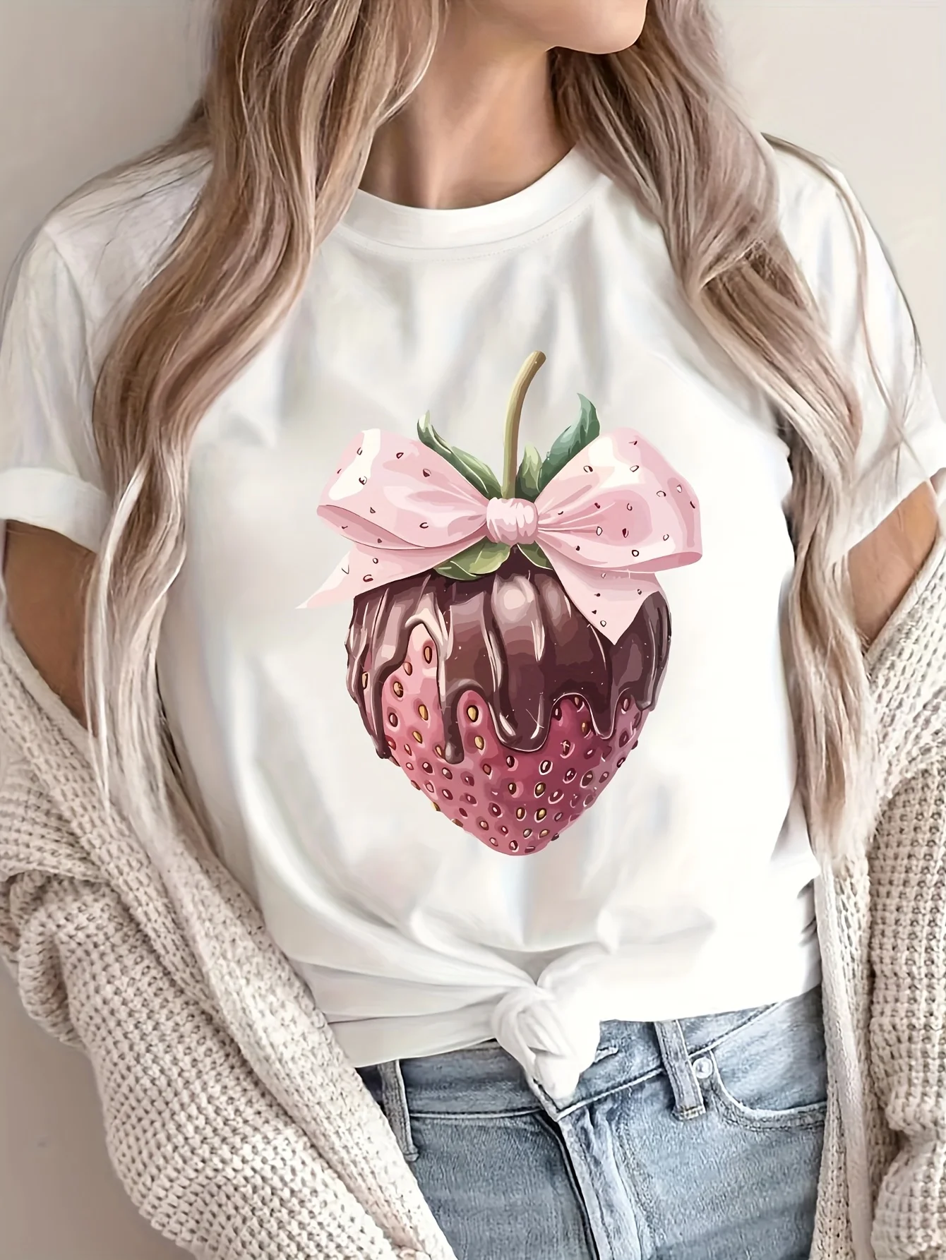 

Women's Chocolate Strawberry Print T-Shirt Round Neck Short Sleeve Cotton Tees Retro Hip Hop Y2k T-shirt Summer Women Clothing