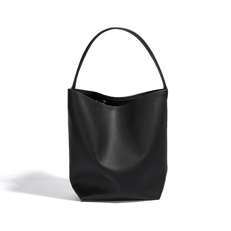 2026 Genuine Leather Bucket Bag Women Commute Large Capacity Handbags Female Fashion Simple Soft Shoulder Bags