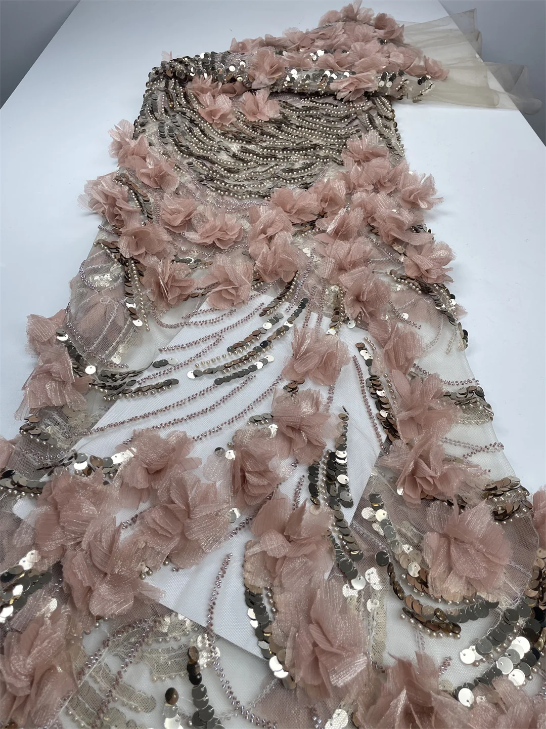 

Модная французская сетка с 3D цветочной кружевной вышивкой, кружево с бисером и блестками, 2022, африканская нигерийская сетчатая кружевная ткань для свадебного платья для женщин