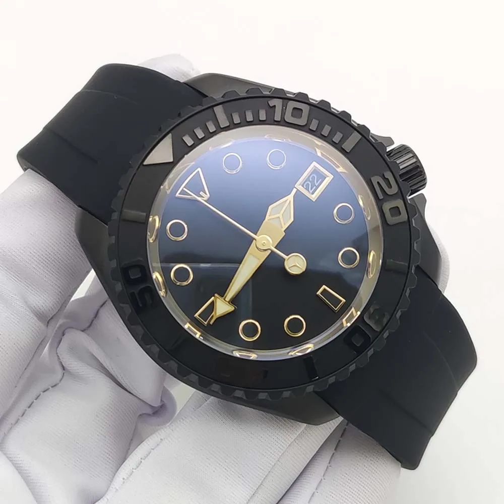 42mmの新しいNH35自動機械式時計、サファイアガラス、快適なラバーストラップ、メンズカジュアルビジネス腕時計