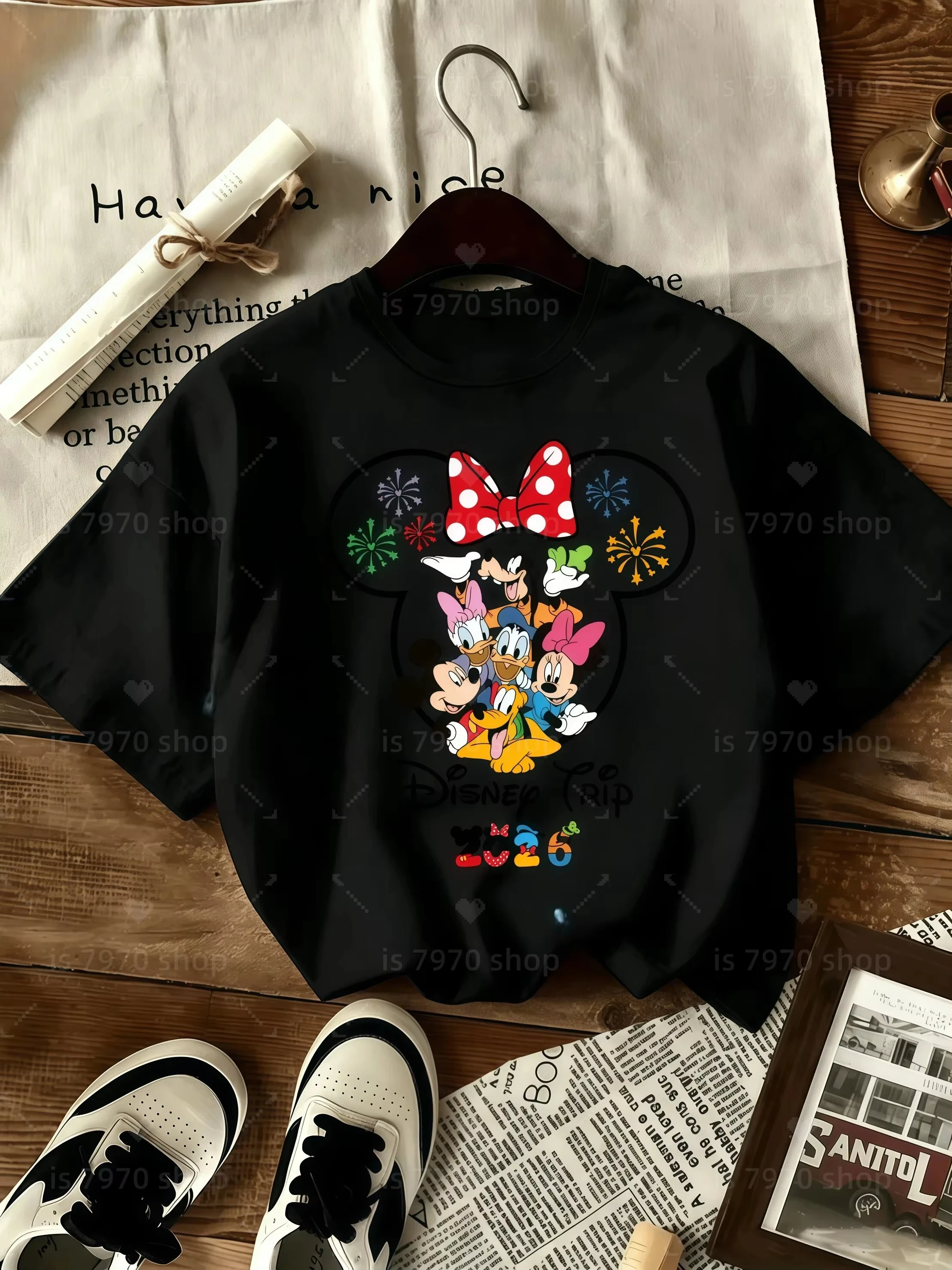 2026 Hot Sale Autumn Winter Unisex Family Matching Tops Magic Theme Graphic Print Round Neck Parent-child Holiday T-shirt