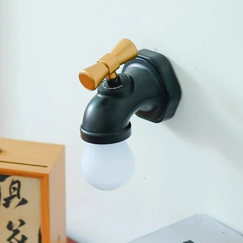 "A torneira da minha casa brilhouá" lâmpada de cabeceira recarregável com luz noturna abstrata criativa como presente de aniversário para um amigo