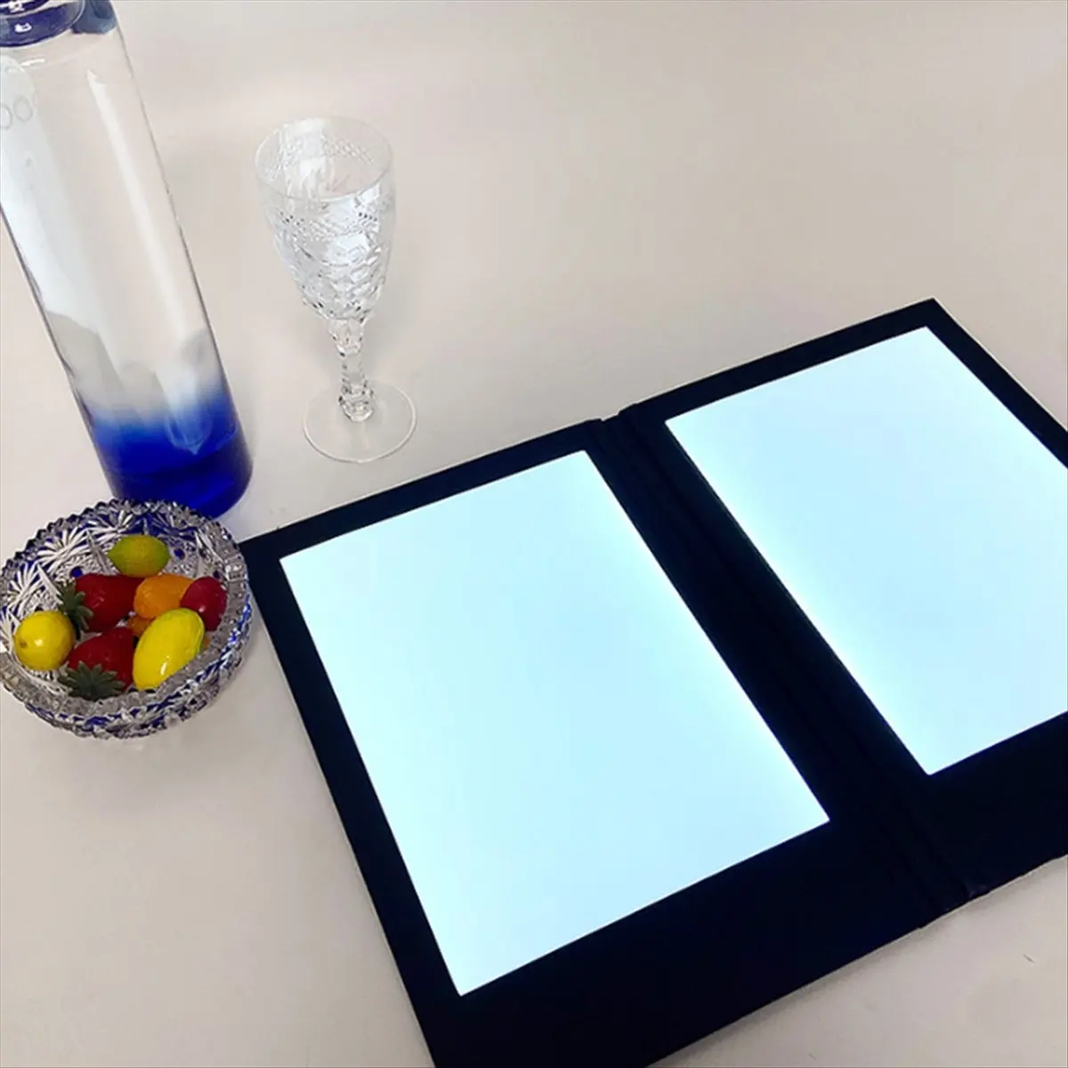 

A04V Rechargeable LED Light Menu Book PU Leather Display Book Restaurants Beer Bar Shop Cafe Night Club Two Pages