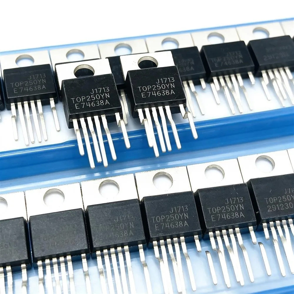 5PCS P18NM80 STP18NM80 800V 17A TOP250YN 6 3N12L12 BT136-600D 600 4A ITA04N65R 4A650V LSC70R640GT