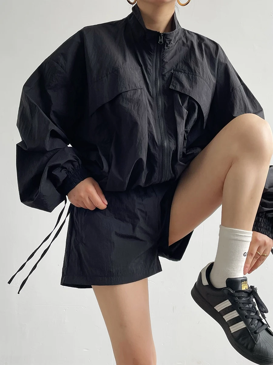 

Fashionable Loose Casual Sun Protection Outerwear Set with Shorts Elegant Zipper Closure Long Sleeve Stand Collar Two-Piece Set