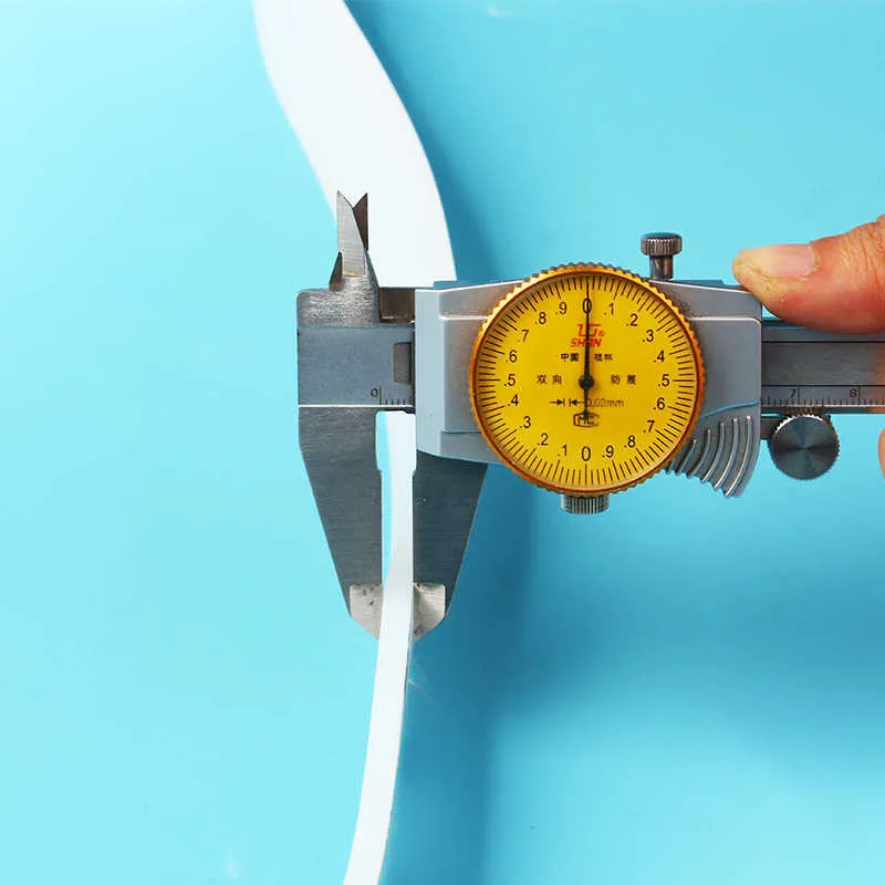 1 متر الأبيض الذاتي لاصق سيليكون المطاط قطاع المضادة للانزلاق ارتفاع درجة الحرارة الصلبة امتصاص الصدمات طوقا W:10 ~ 50 مللي متر T:1/2/3/5/10 مللي متر