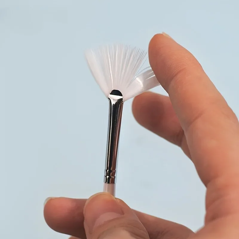 แปรงดูแลผิวสีเบจขนาดเล็ก 20 ชิ้น รูปทรงพัดลม ขนแปรงไนลอนนุ่ม สำหรับใบหน้า ร้านเสริมสวย สปา ใช้ในบ้าน - ขัดผิวอย่างอ่อนโยน