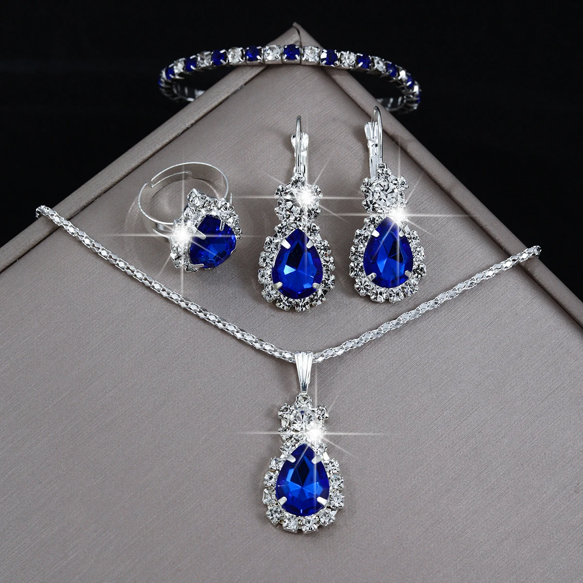 5-Piece Set of Fashionable Women's Colorful Teardrop-Shaped Stainless Steel Rhinestone Jewelry Set, Including Necklace, Bracelet, Earrings, and Ring, as a Holiday Gift for Her