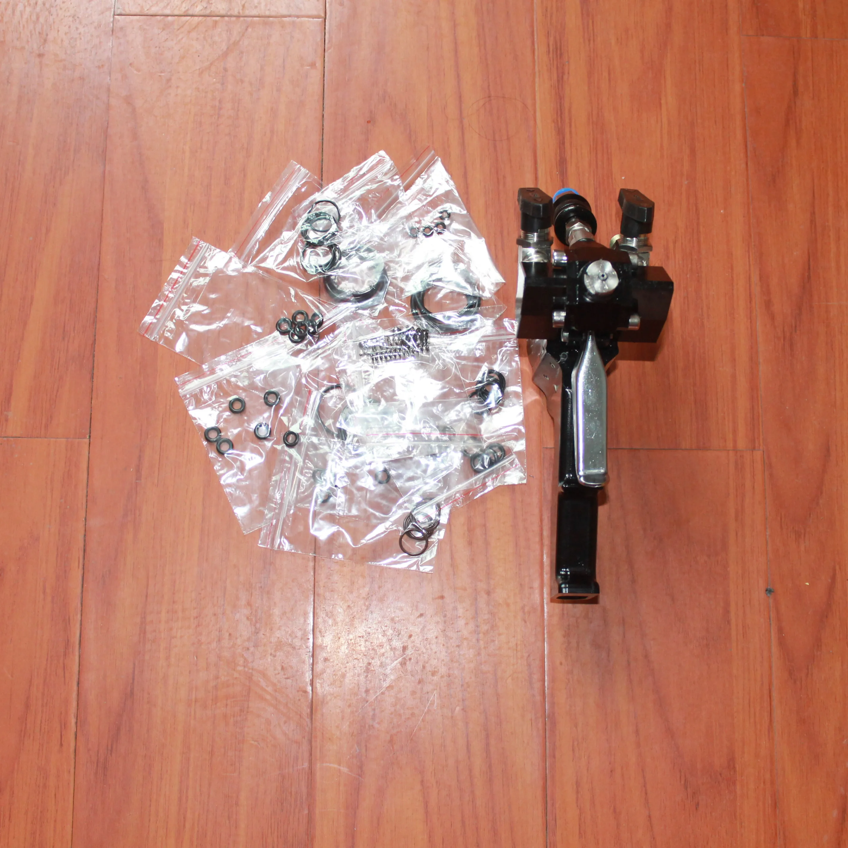 P2 Polyurethane PU Foam Spray Gun， P2 Air Purge Spray Gun