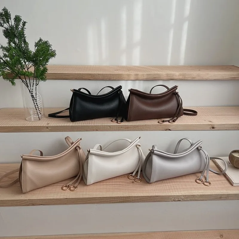 New Arrival! Retro Niche Versatile Women's Baguette Bag High-end Texture Handbag Perfect for Shoulder Crossbody Handheld Styles