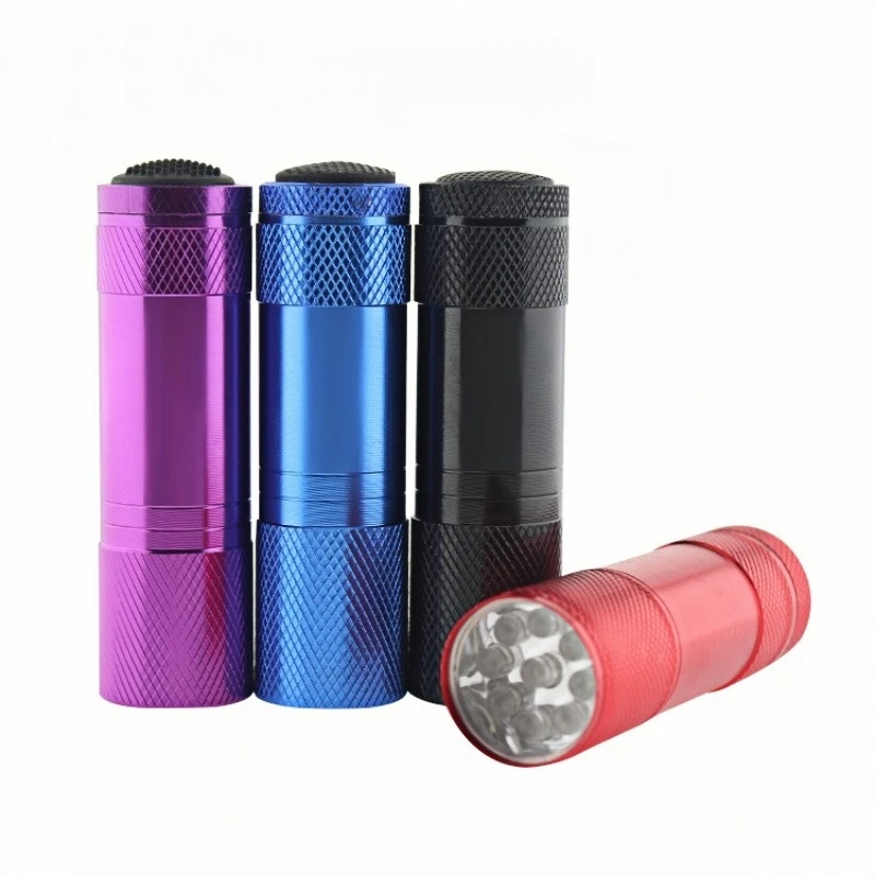 Strong light aluminum alloy small flashlight 3AAA battery portable home camping mini 9LED lamp bead flashlight