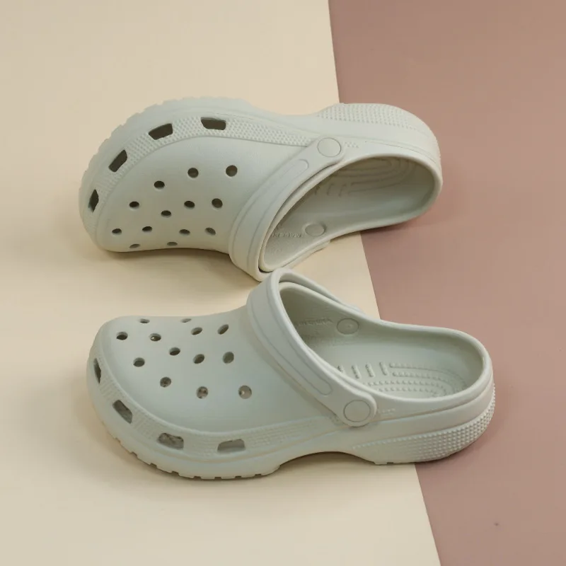 

2026 Summer Hole Shoes for Women, Height Raising, Anti slip, Baotou Beach Shoes, EVA Material, Breathable and Odorous Feet