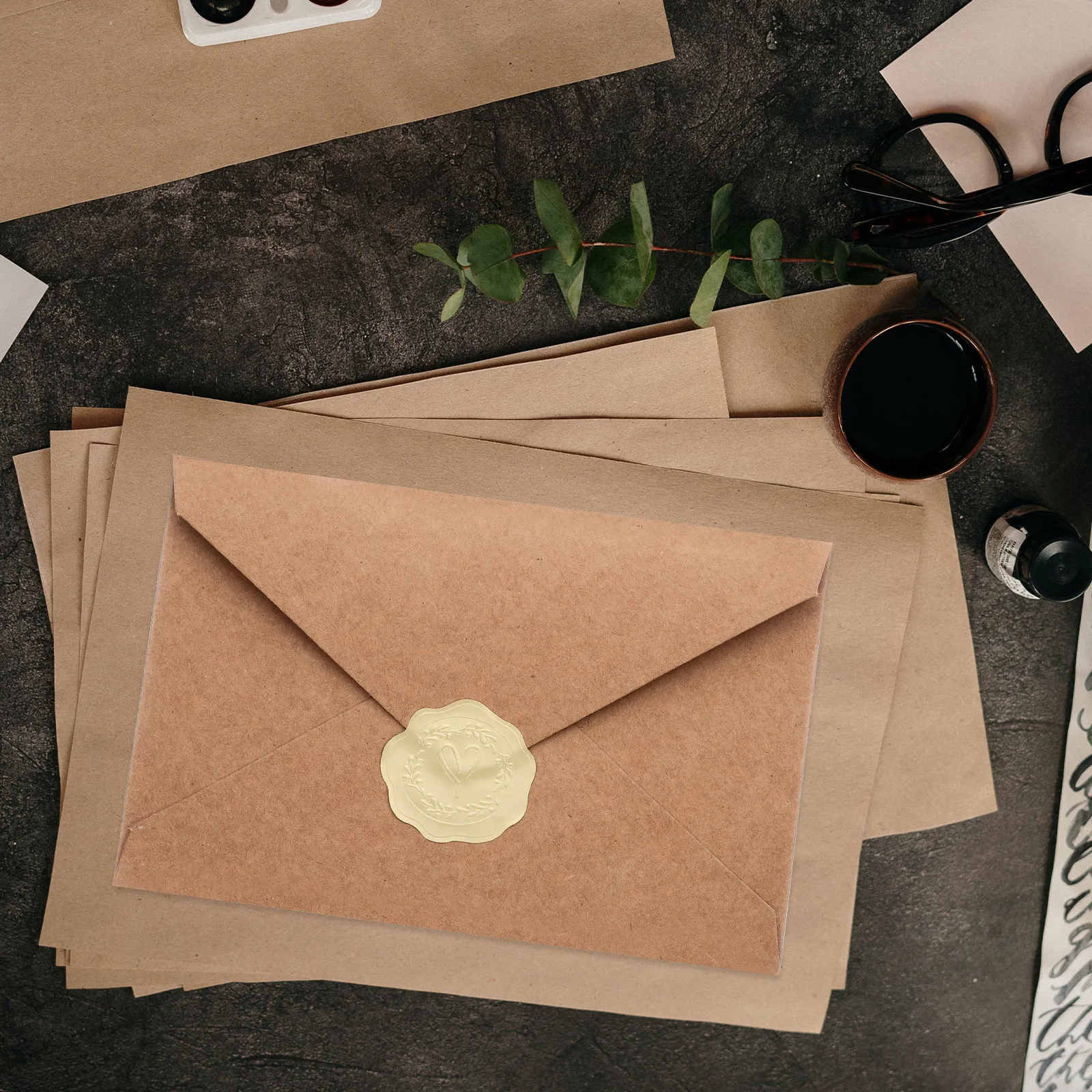 

1 Set Vintage Invitation Envelopes Paper Material Multi-Function Envelopes for Weddings Birthdays Parties Greeting Cards
