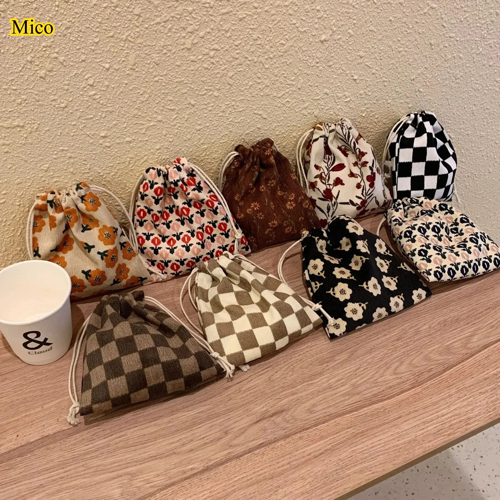 

Cute Printed Draw String Bags Women Drawstring Bags Cosmetic Bag Makeup Bag Clutch Purse Large Capacity Coin Purse Coin Pouch