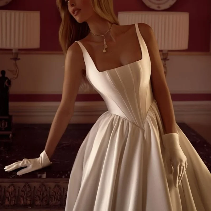 

Satin white Appliques Wedding Dresses off-shoulder decal A skirt Bridal tail Gowns Made Customized