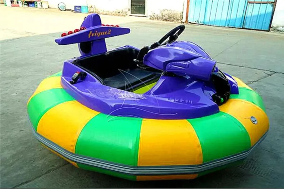 

2025 New Hot Selling square Inflatable Parent-child Children's Electric Drifting Luminous UFO Super Bumper Car