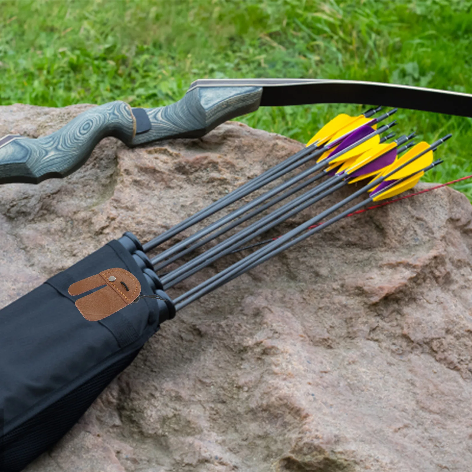 

Archery Finger Tab Thick Protective Finger Protector for Hunting Practice Bow Archery Supplies