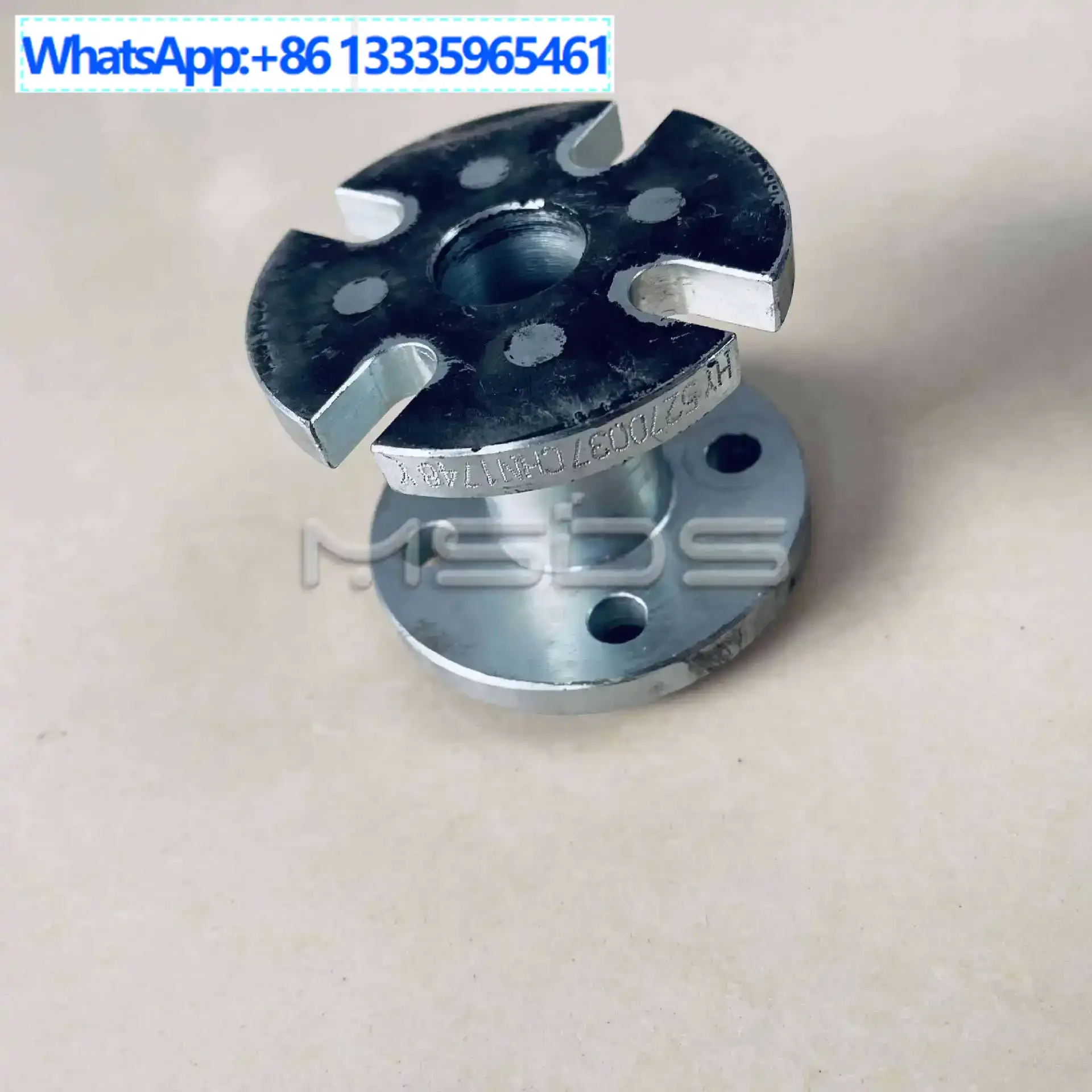 dongfeng-cummins-c-d'origine-5270037-4981631-accouplement-de-bride-de-ventilateur-de-groupe-electrogene-de-machines-de-construction