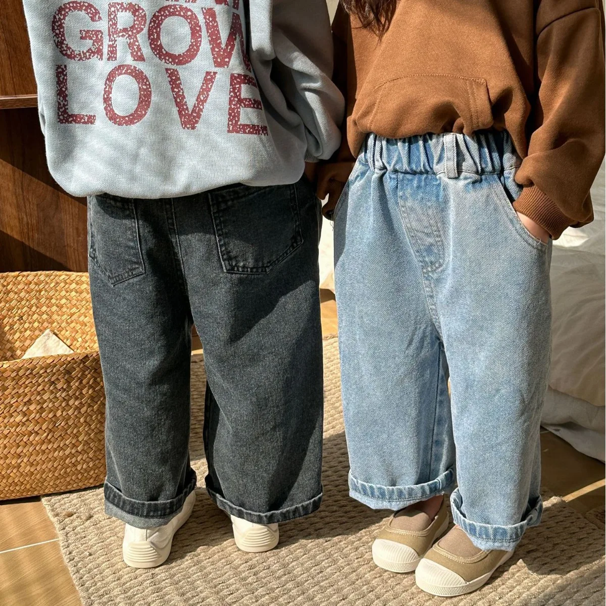 2024 Spring Children Retro Jeans Girl Baby Pockets Wide Leg Pants Kids Boys Casual Loose Denim Pants Toddler Cotton Trousers