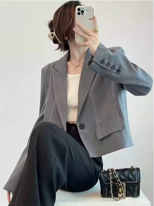 

Elegant Grey Suit Jacket Women's Fashion Spring 2026 Button Detail Straight Cut Short Style Beautiful Unique Small Size