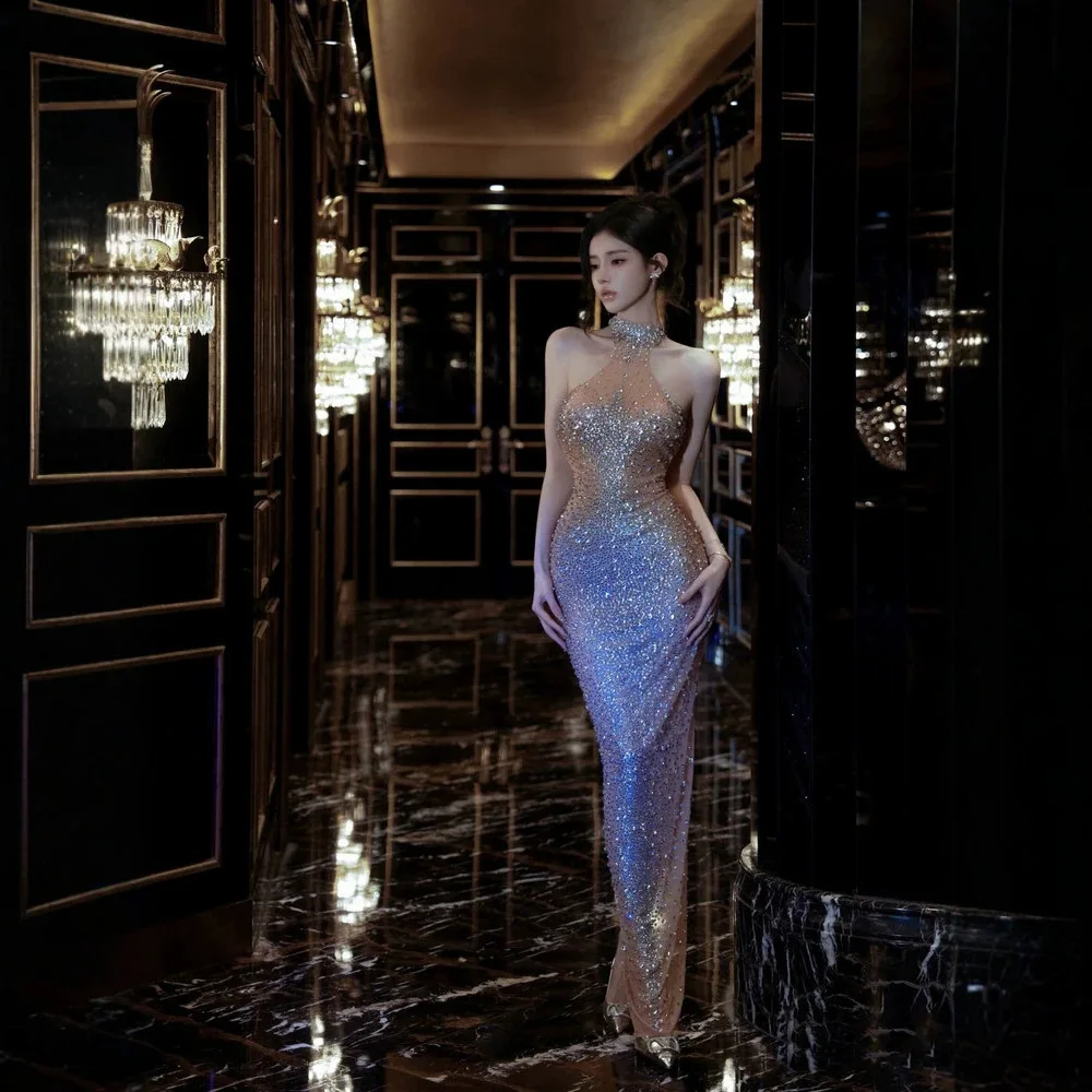Luxurious Dazzling Rhinestone Embellished Halter-neck Dress Slim Waistline Ratio Perfect for Party Dance