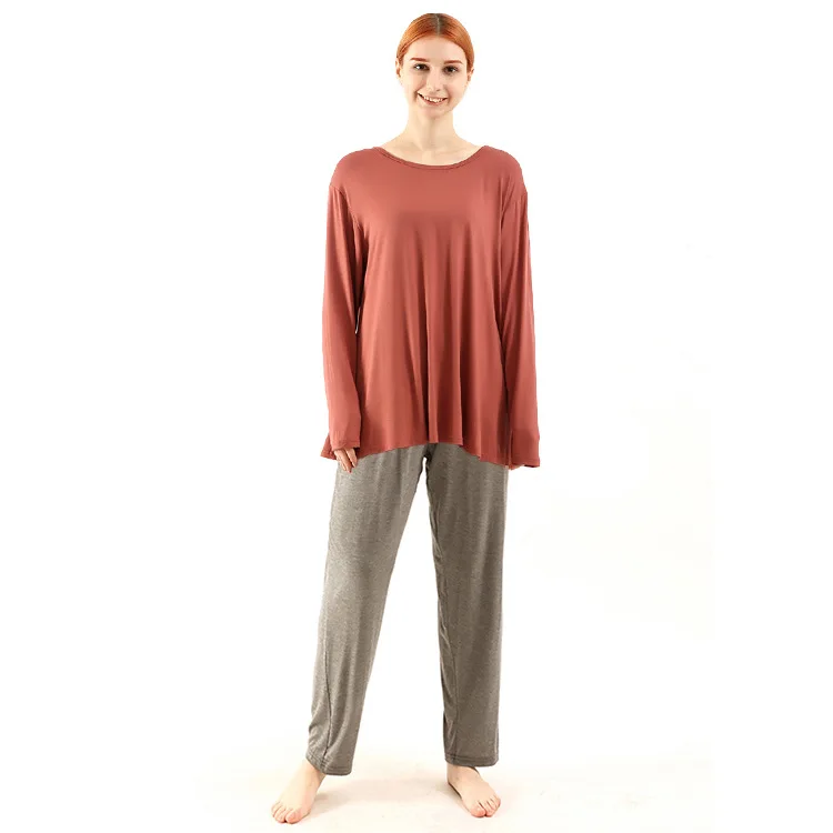 )cinnabar red top + dark gray pants