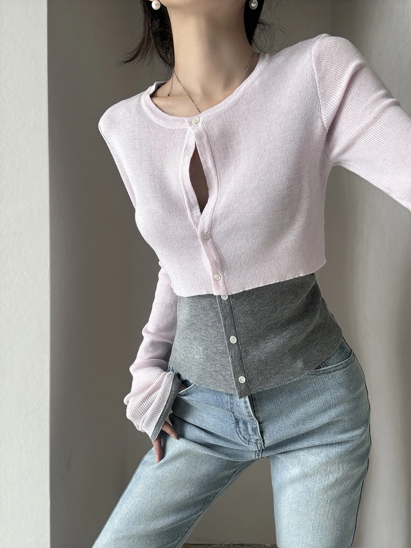 Color Block Short Pants Knitted Top Women's Versatile Slimming Casual Style Long Sleeve round Neck Short Length Button Closure