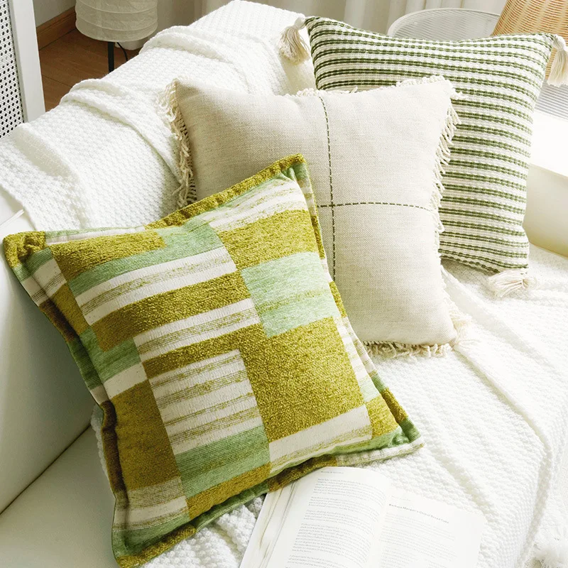 Vintage Luxury Chenille Throw Pillow Cover Olive Green Lumbar Pillowcase with Tassels Modern Farmhouse Decor for Couch Bedroom