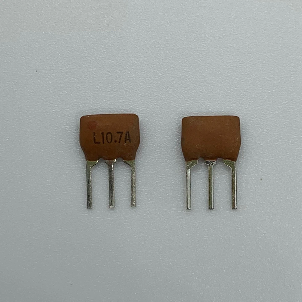 10PCS/ ceramic filter LT10.7MA5 10.7MHZ 10.7MA radio with direct plug 3 feet 280K bandwidth