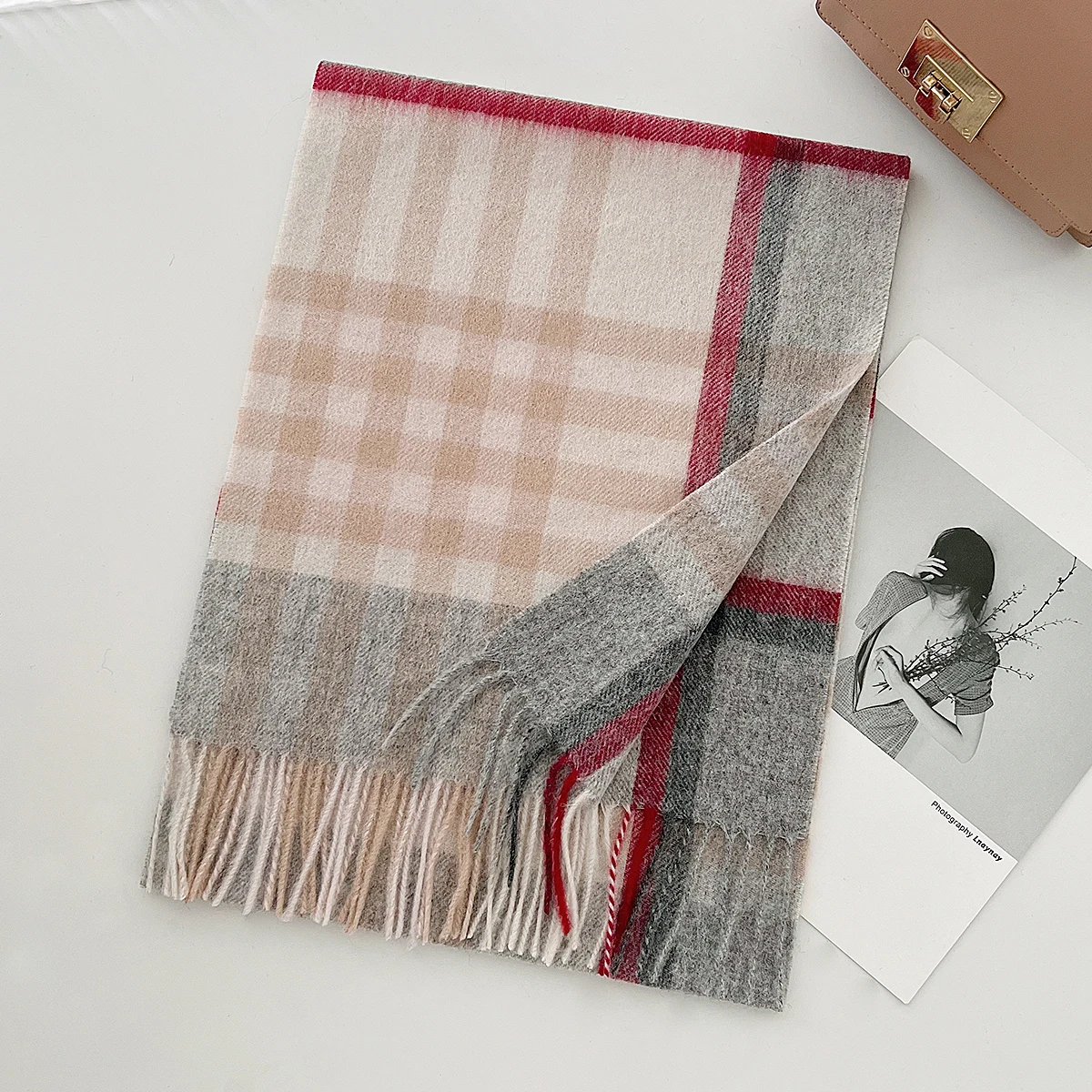 

100% Wool Plaid Scarf For Women Men Winter Soft Warm Checkered Shawl New Fashion Neck Scarf Fringe Hijab Bandana Hair Wrap