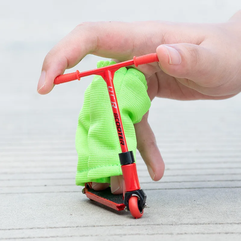 Mini juego de scooter de dedo de aleación, textura de metal colorida y rodamientos móviles, juguete para aliviar el estrés para colección de adultos/niños