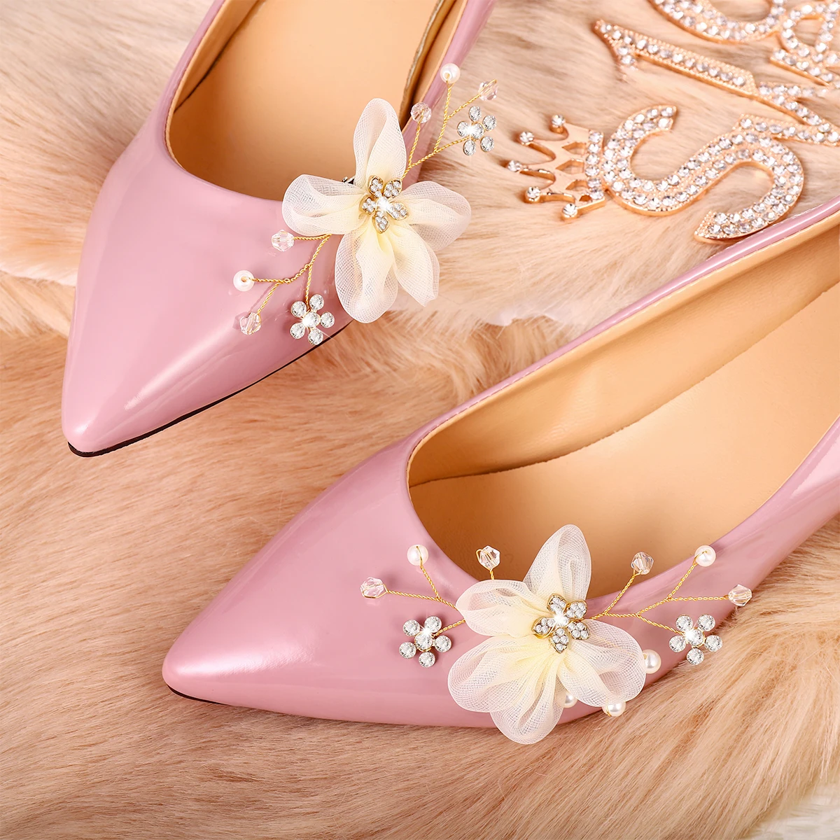 

White Floral Shoe Buckle Decorative Clips Elegant Flowers Bridal Shoes Wedding Accessories Rhinestone Pearls Multipurpose