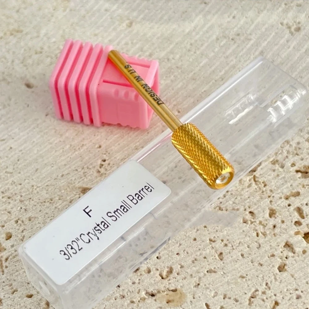 Punta da trapano per unghie 5 in 1 con parte superiore piatta Punte per unghie coniche a croce in metallo duro professionale 3/32 "Lime elettrica a 2 vie Accessori per trapano per unghie Uomo