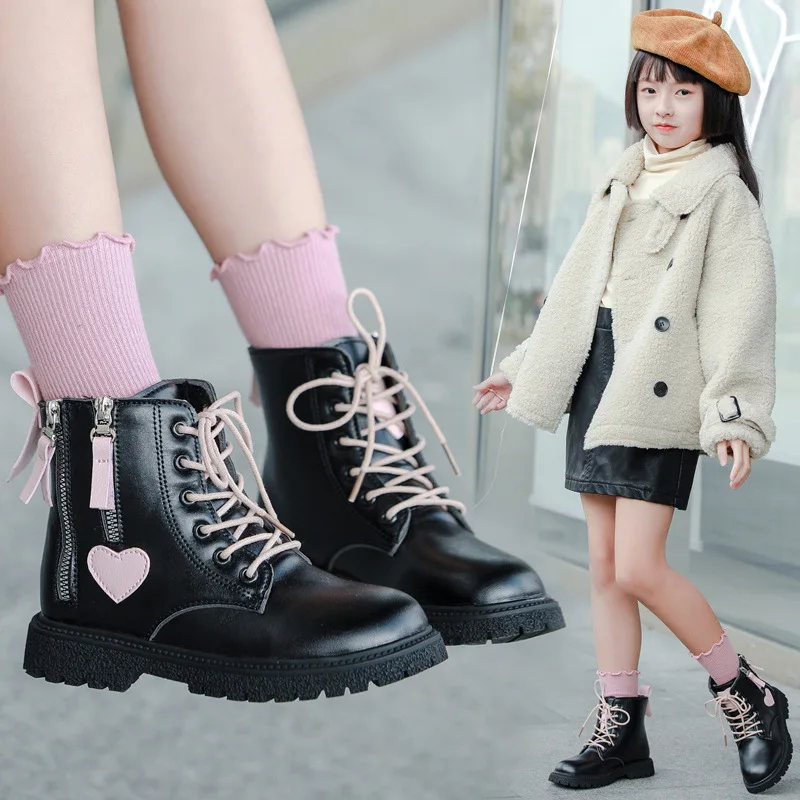 2024 Prinzessin Lederstiefel Schnur neue Kinder Winter schwarz Plüsch warme Stiefel für Mädchen Party Casual Fashion Schuhe 27-37