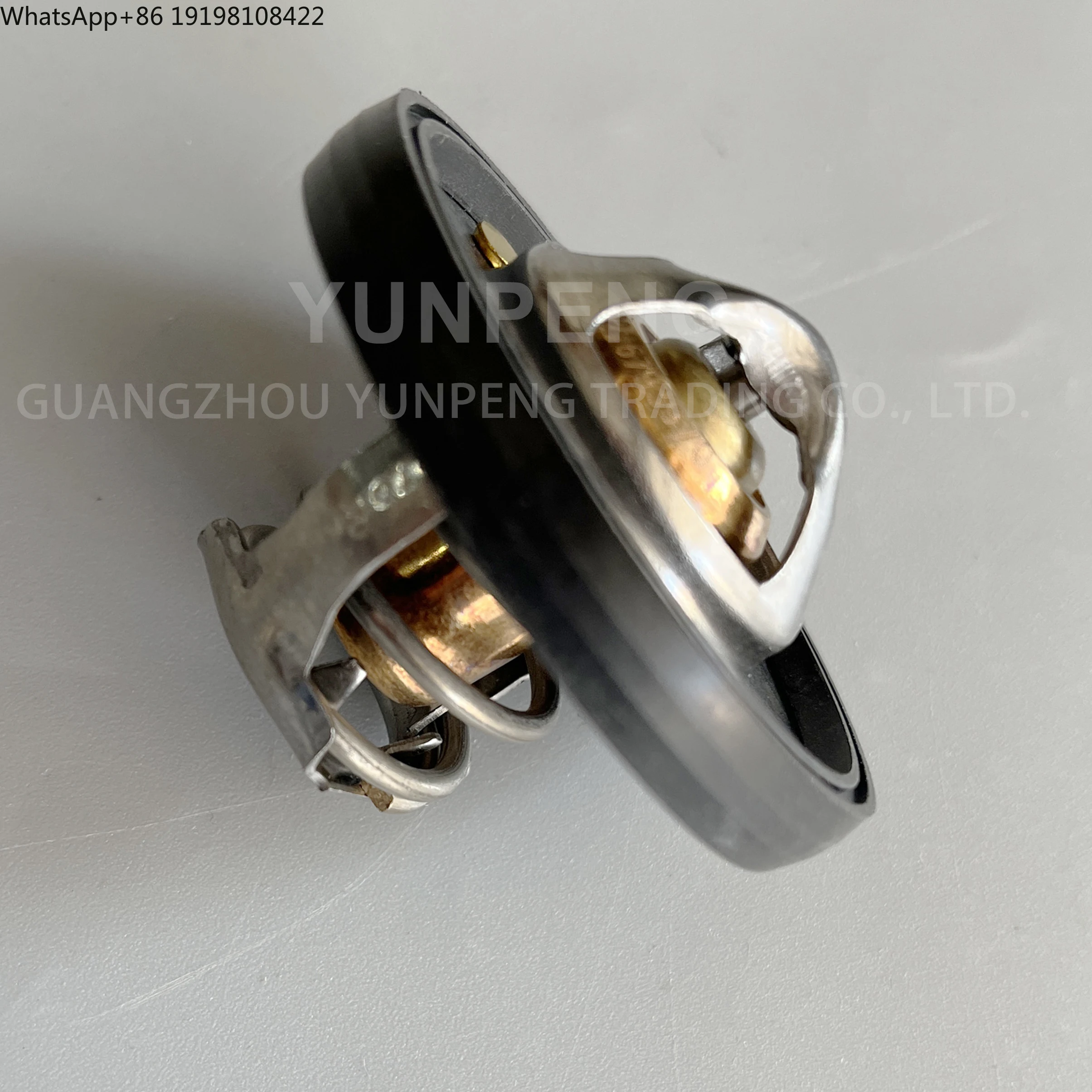 

68174083AA Thermostat for Dodge Ram 1500 Pickup Jeep Grand Cherokee Commander Liberty 3.7L 4.7L 2012-2013 68174083