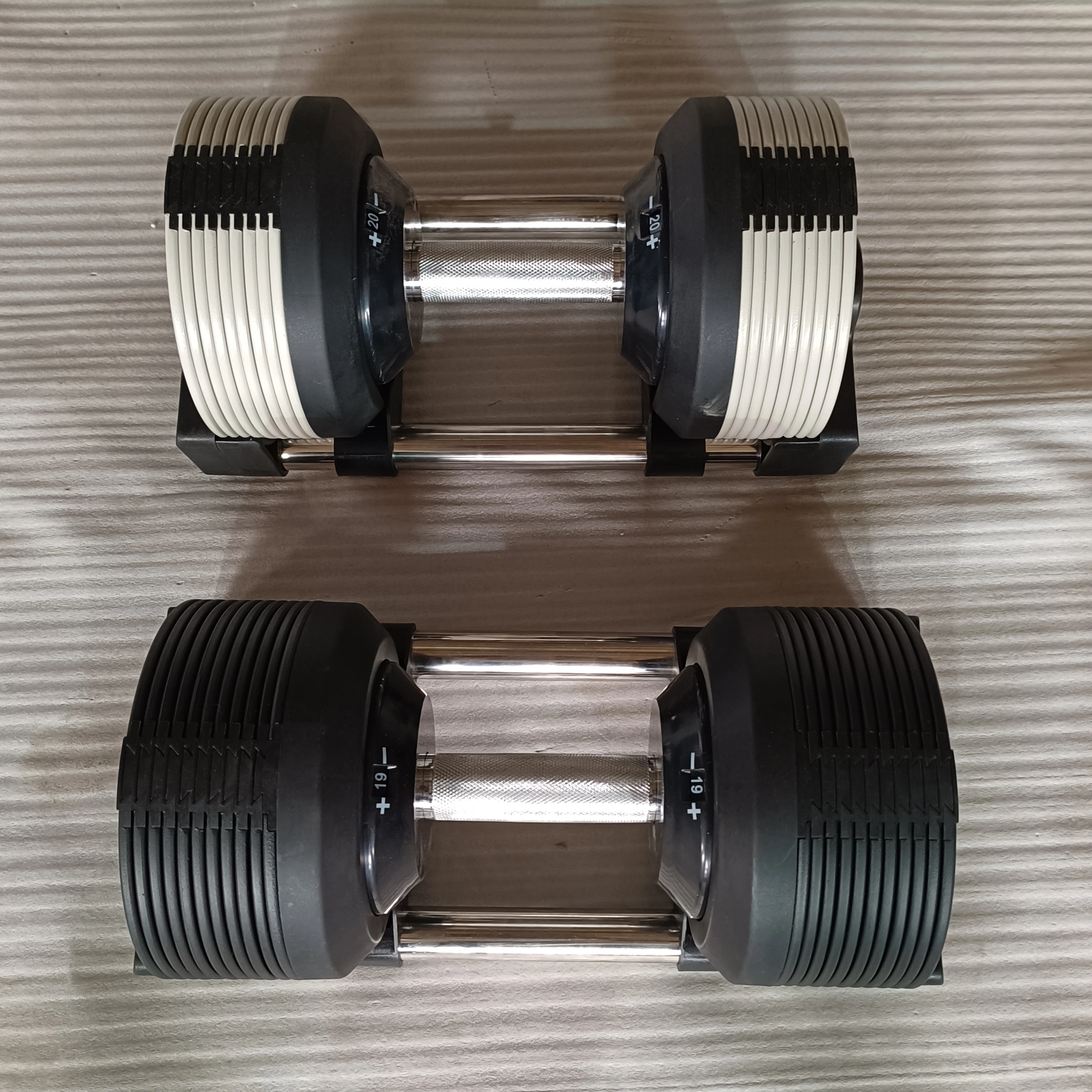 Wholesale 32KG  Adjustable Dumbbell 1KG Increment Free Weights Chrome Coated Dumbbells
