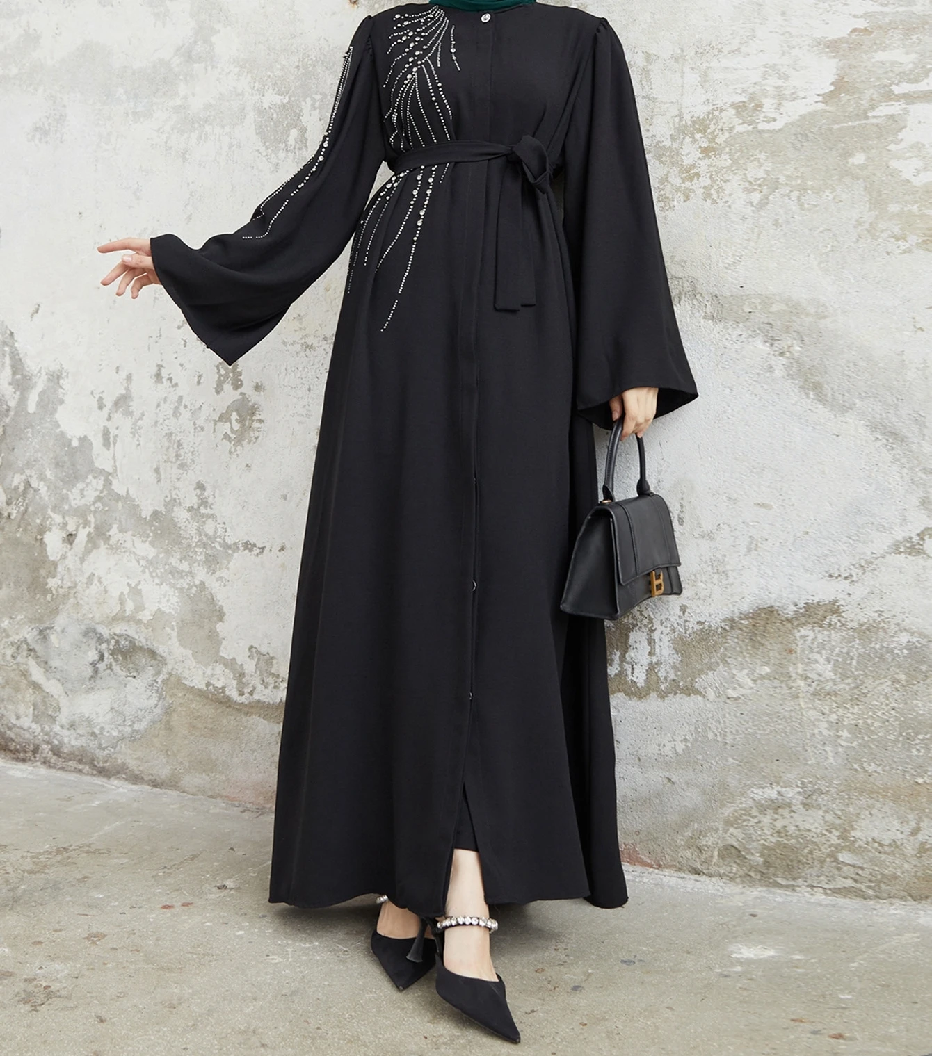 فستان جديد بأسلوب الشرق الأوسط مع أربطة وخرز، تطريز كثيف، رداء طويل بتصميم A-line، خصر مرتفع، أكمام طويلة، مناسب للربيع والصيف