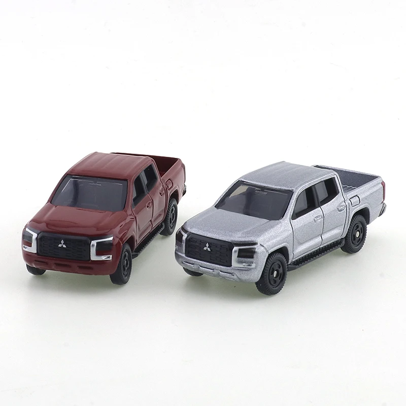 Takara Tomy Tomica No.30 Mitsubishi Triton Car Alloy Toys Motor Vehicle Diecast Metal Model Kids Xmas Gift Toys for Boys