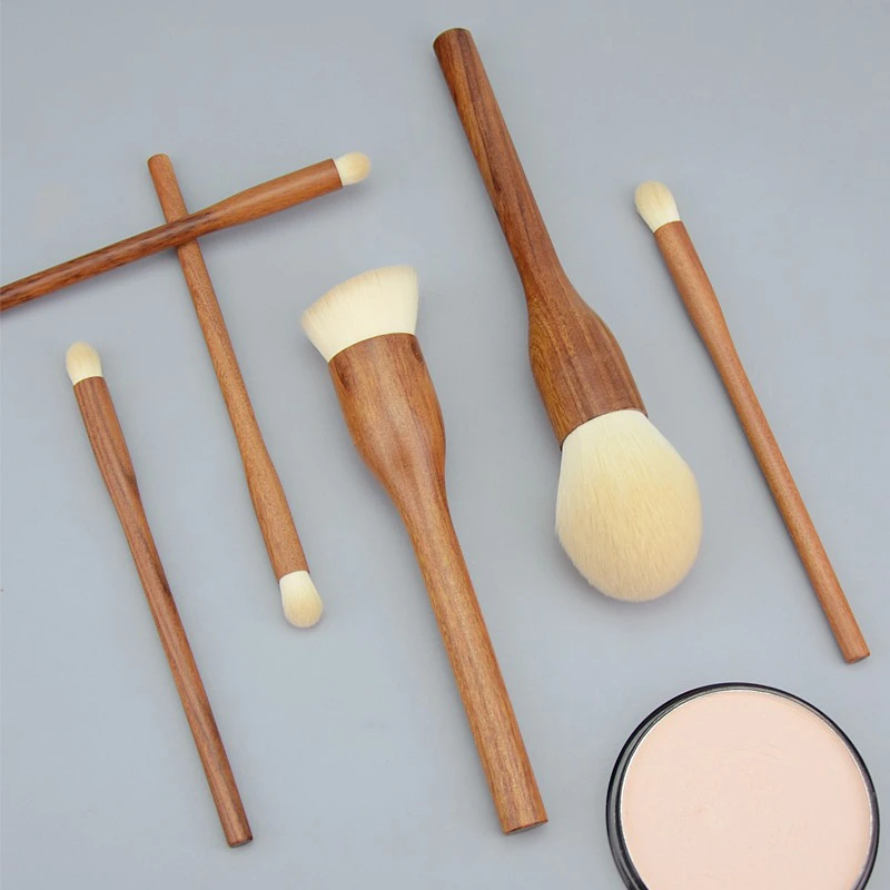 Conjunto de pincéis de maquiagem de madeira maciça de alta qualidade escova de sândalo ferramentas de maquiagem cosméticos pó fundação sombra pincel de maquiagem