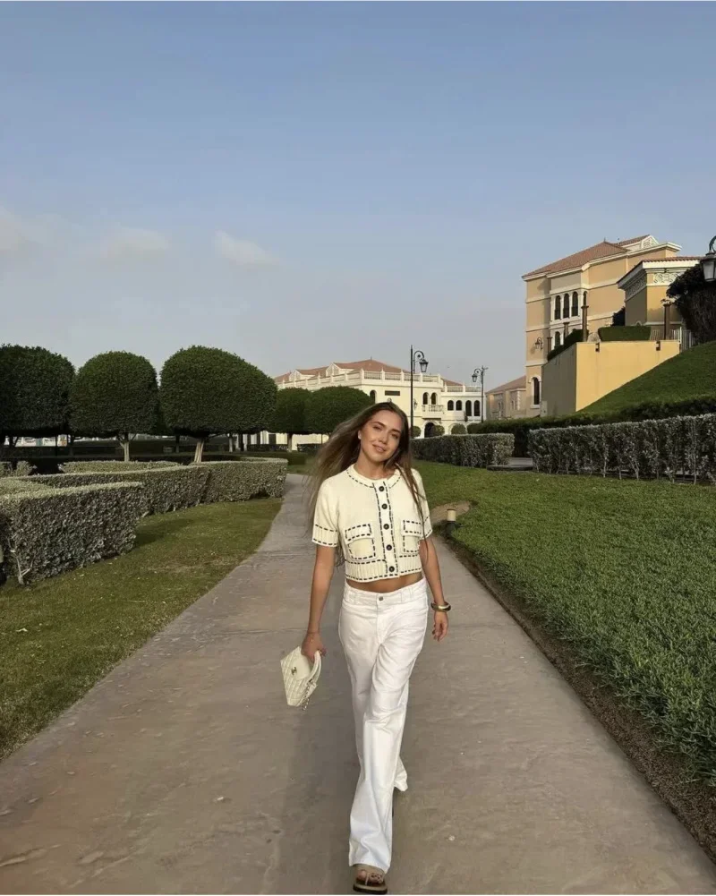 منتجات Pop Spring الجديدة المصنوعة يدويًا للنساء مع معطف سترة محبوكة بأكمام قصيرة ومزخرف بألوان متباينة وخيط #3