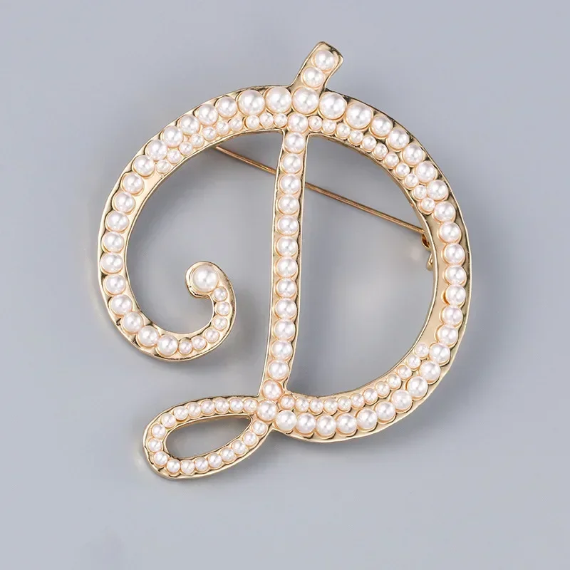 2026 NEW Fashion English Letters A K D Pearl Brooches  Lapel Pins Female Corsage Luxury Jewelry Gifts for Women Accessories