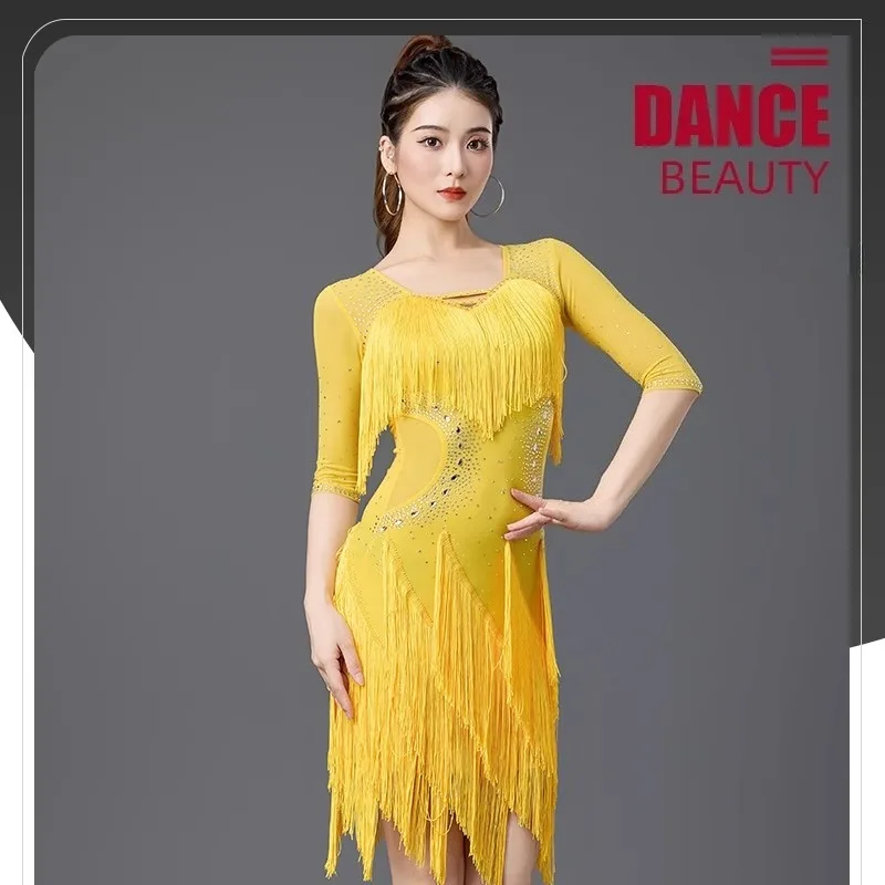 ที่กําหนดเองชุดเต้นรําละตินผู้หญิงมาตรฐาน cha cha professional การแข่งขันชุดกลุ่มพู่กระโปรงผู้หญิงเสื้อผ้า