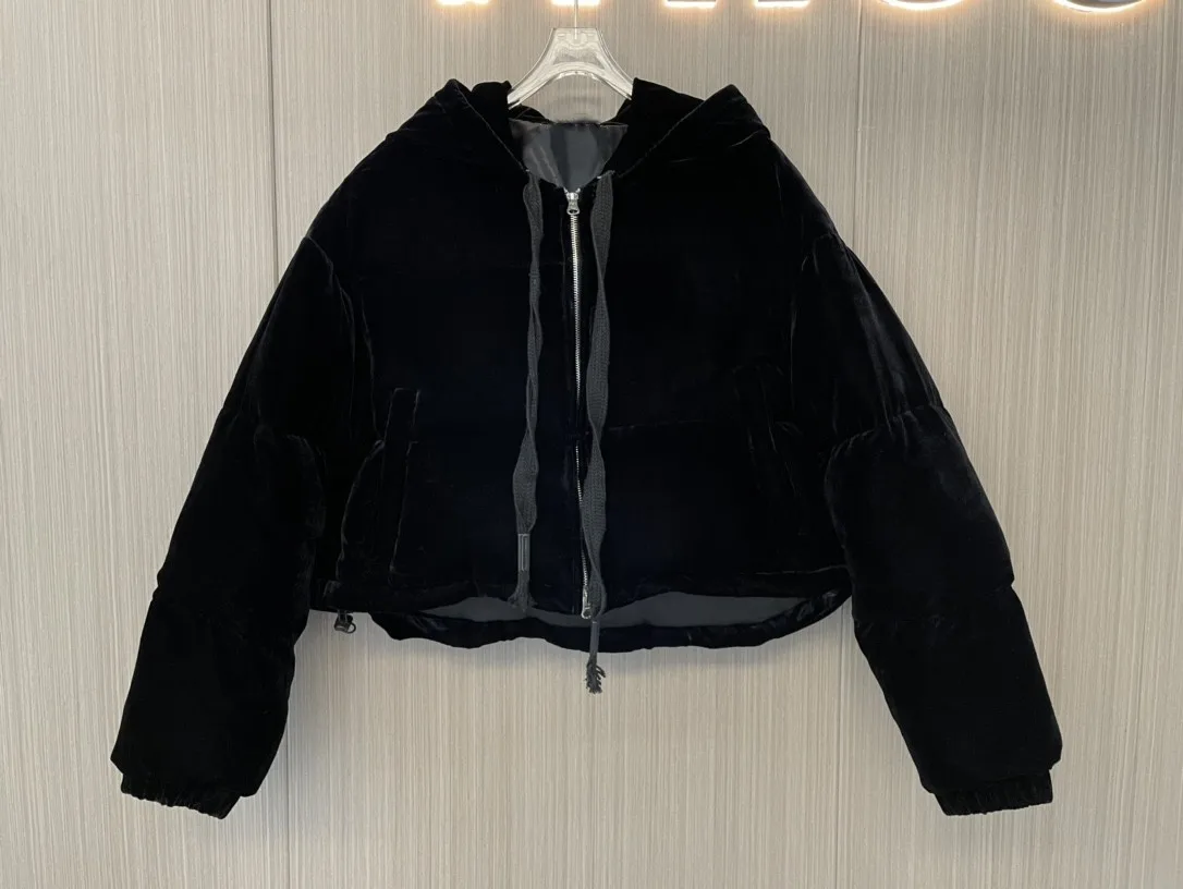 

2025 Women's Clothing White goose down and silk jacket Winter New 1105