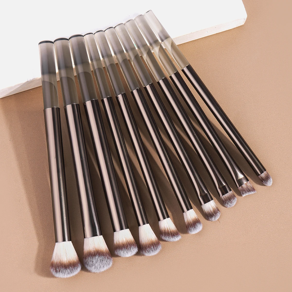 Pinceaux de fard à paupières multifonctionnels, 10 pièces, pinceaux de maquillage pour les yeux, portables pour les détails de voyage, pinceaux pour mettre en évidence, dissimuler la beauté