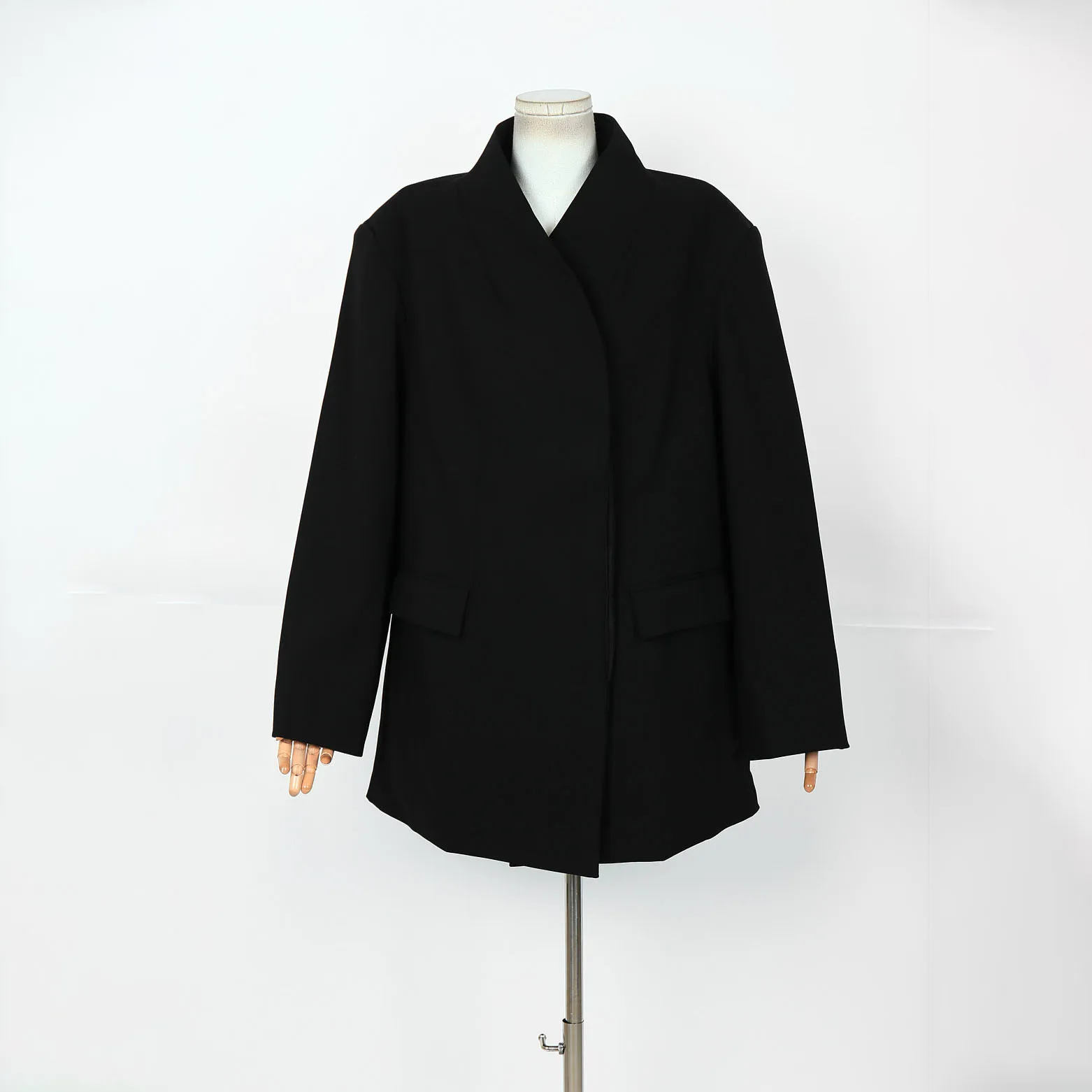 

2025 Spring Women's Black Shawl Collar Asymmetric Blazer Long Sleeve Jacket Fashion Trendy Ladies Oversized Casual Outerwear